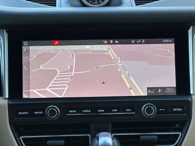 2021 Porsche Macan Base