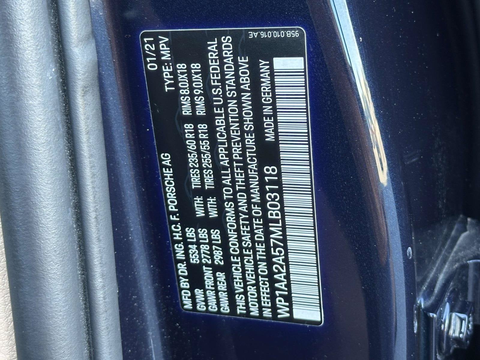 2021 Porsche Macan Base