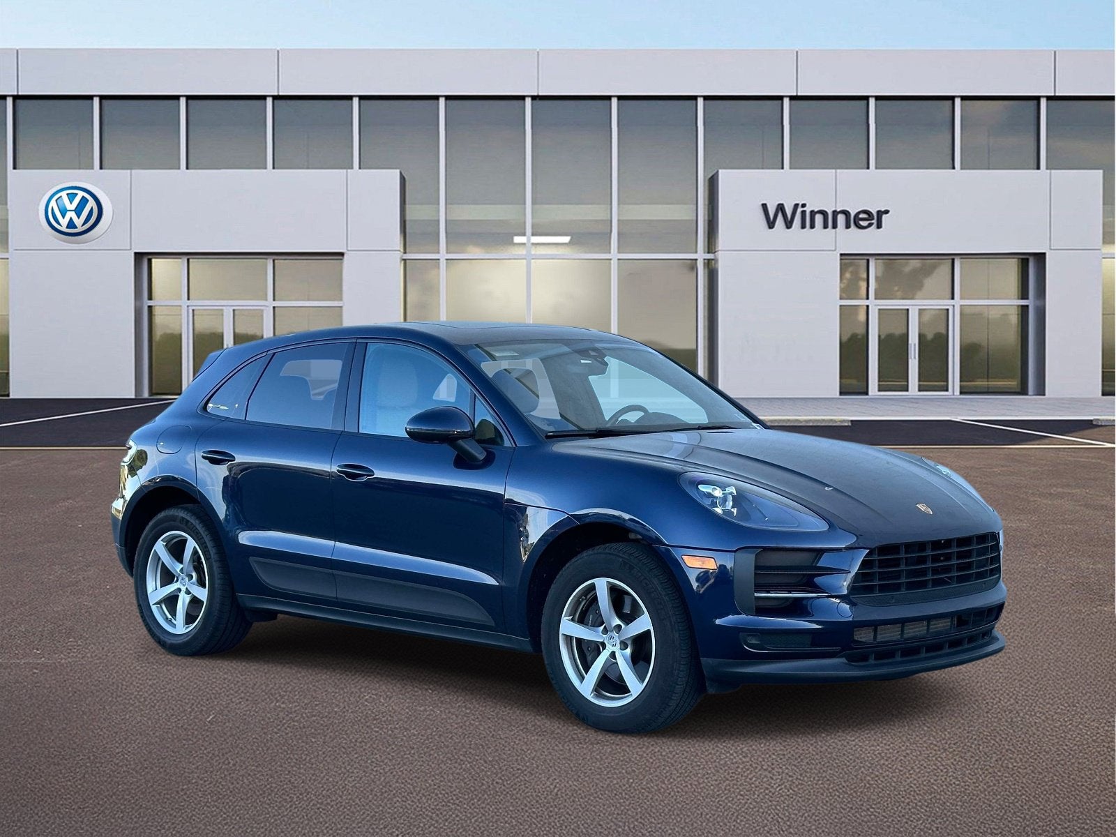 2021 Porsche Macan Base