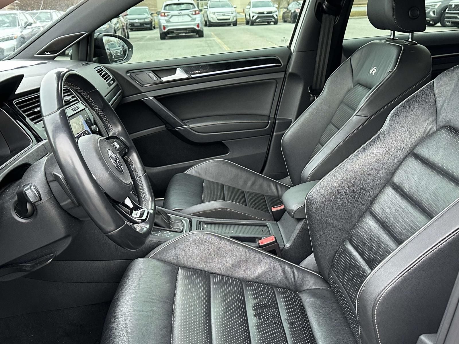 2019 Volkswagen Golf R DCC & Navigation 4Motion