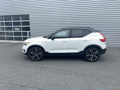2021 Volvo XC40 R-Design