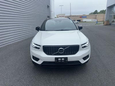 2021 Volvo XC40 R-Design