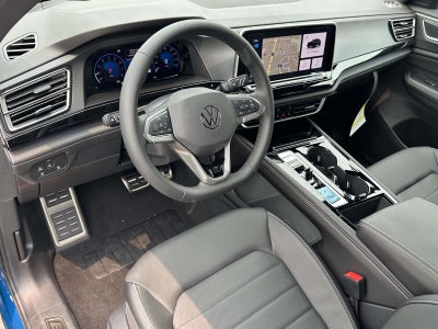 2026 Volkswagen Atlas Cross Sport 2.0T SEL R-Line Black