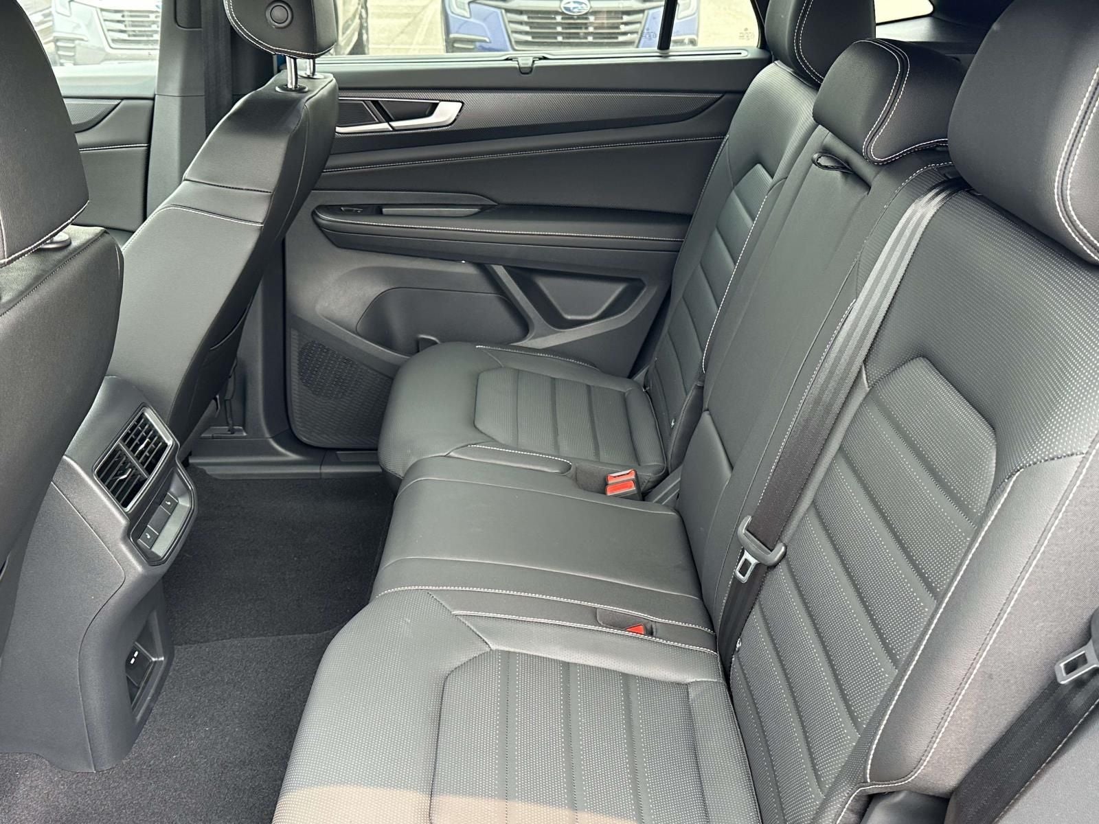 2026 Volkswagen Atlas Cross Sport 2.0T SEL R-Line Black