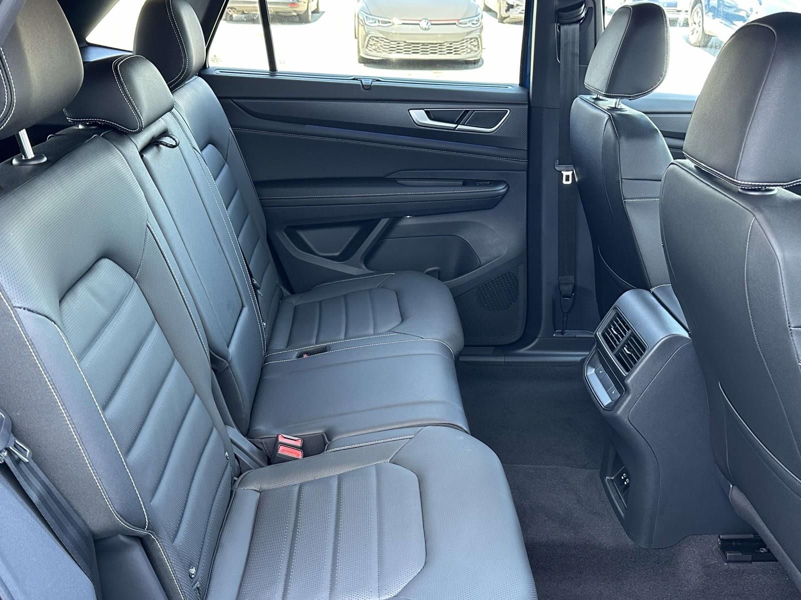 2026 Volkswagen Atlas Cross Sport 2.0T SEL R-Line Black