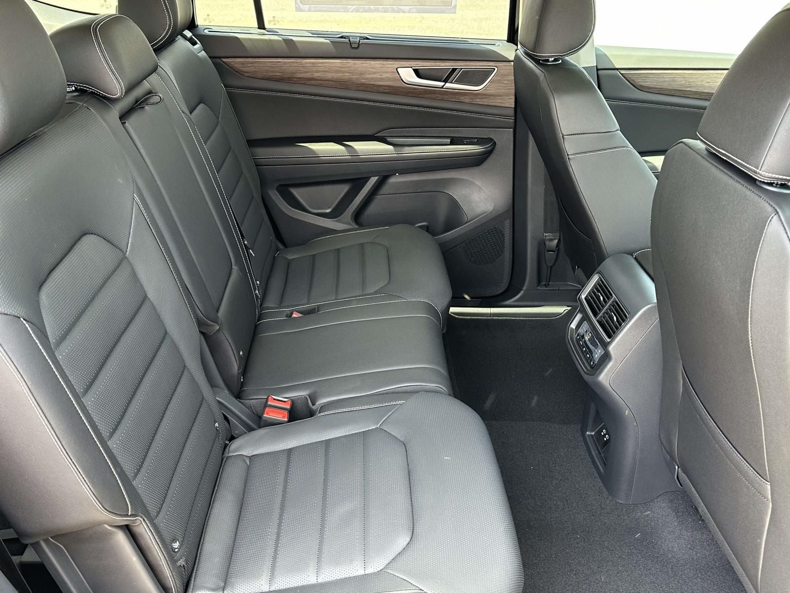 2026 Volkswagen Atlas 2.0T SEL