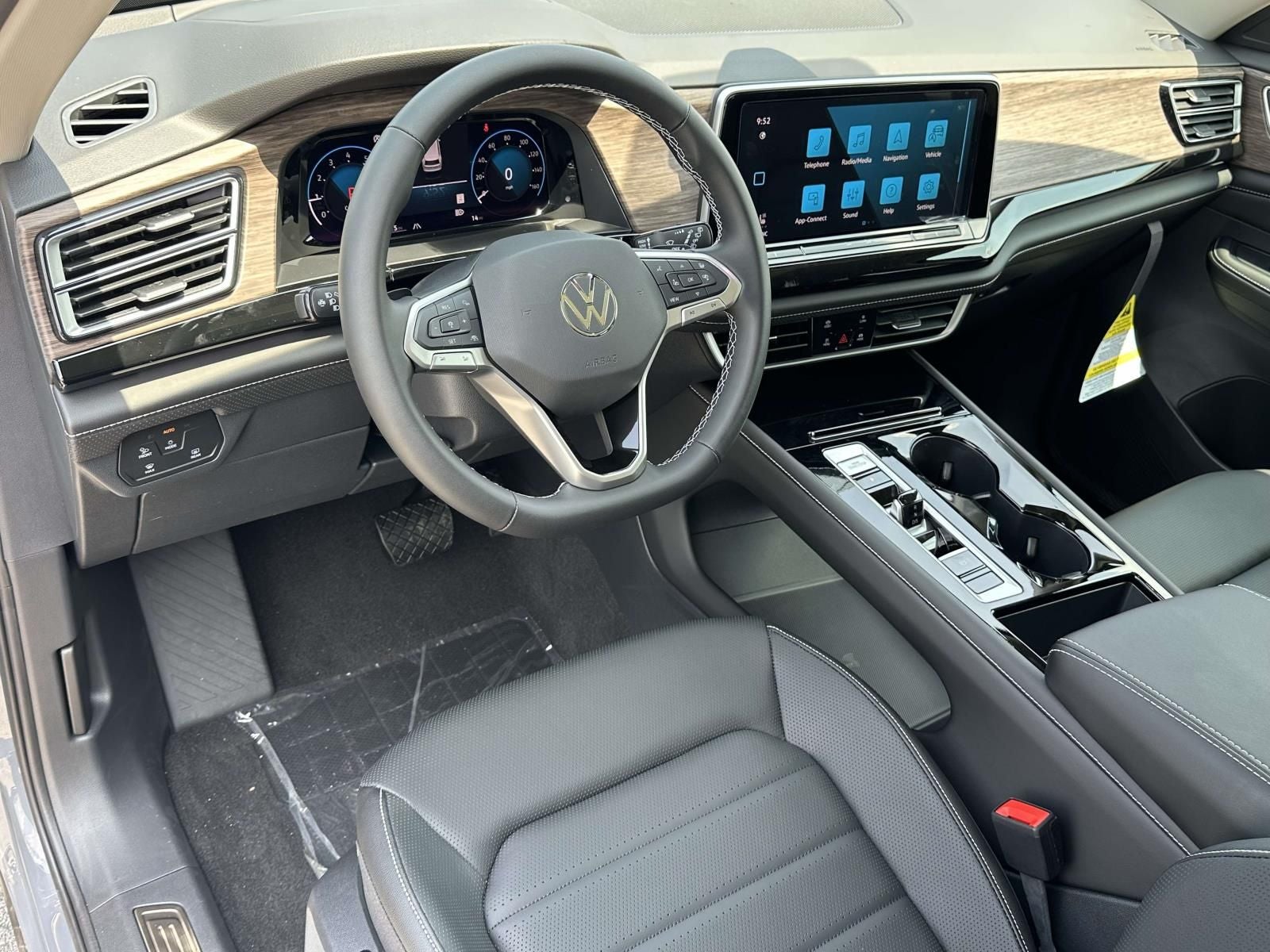 2026 Volkswagen Atlas 2.0T SEL