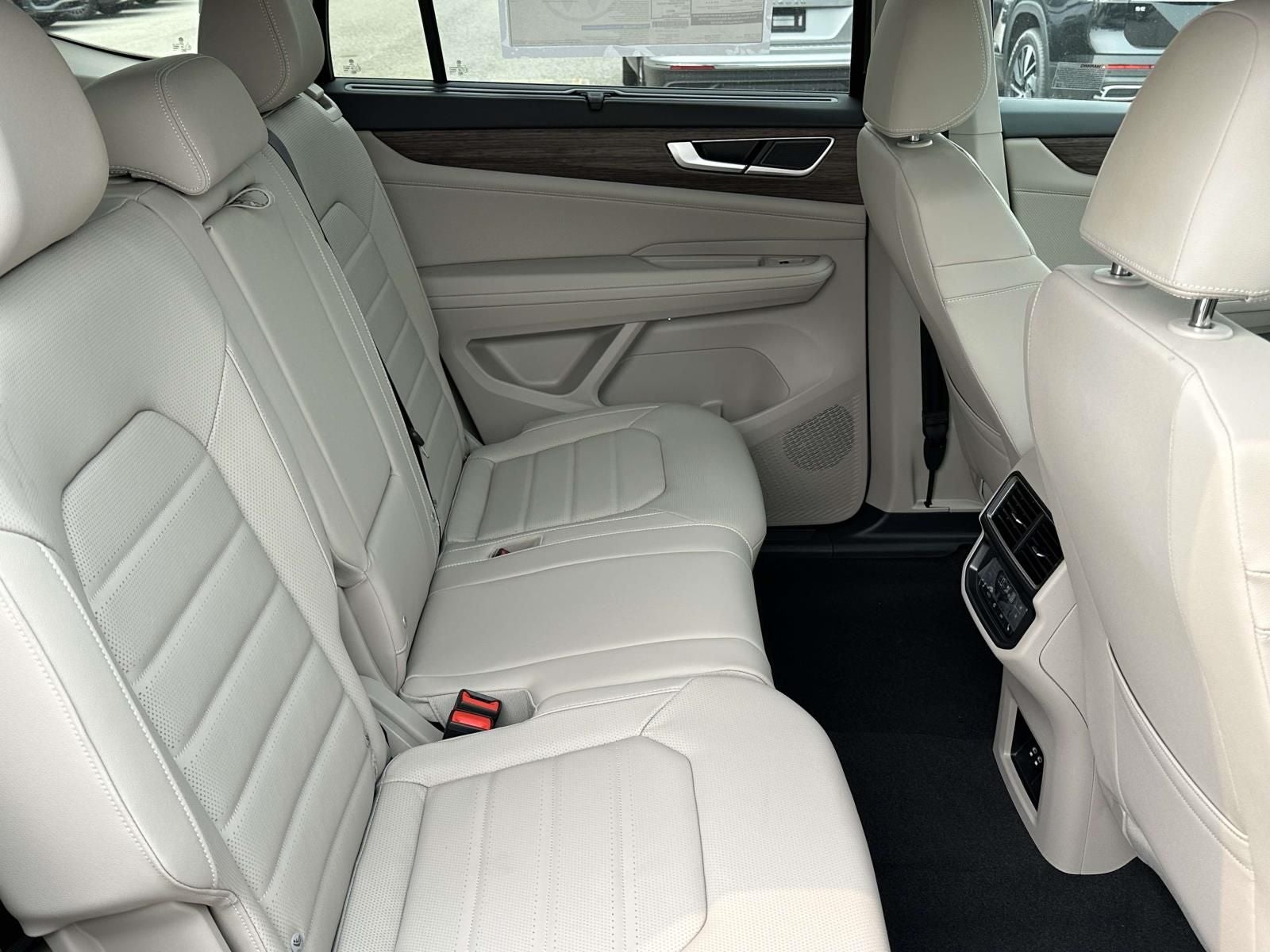 2026 Volkswagen Atlas 2.0T SEL