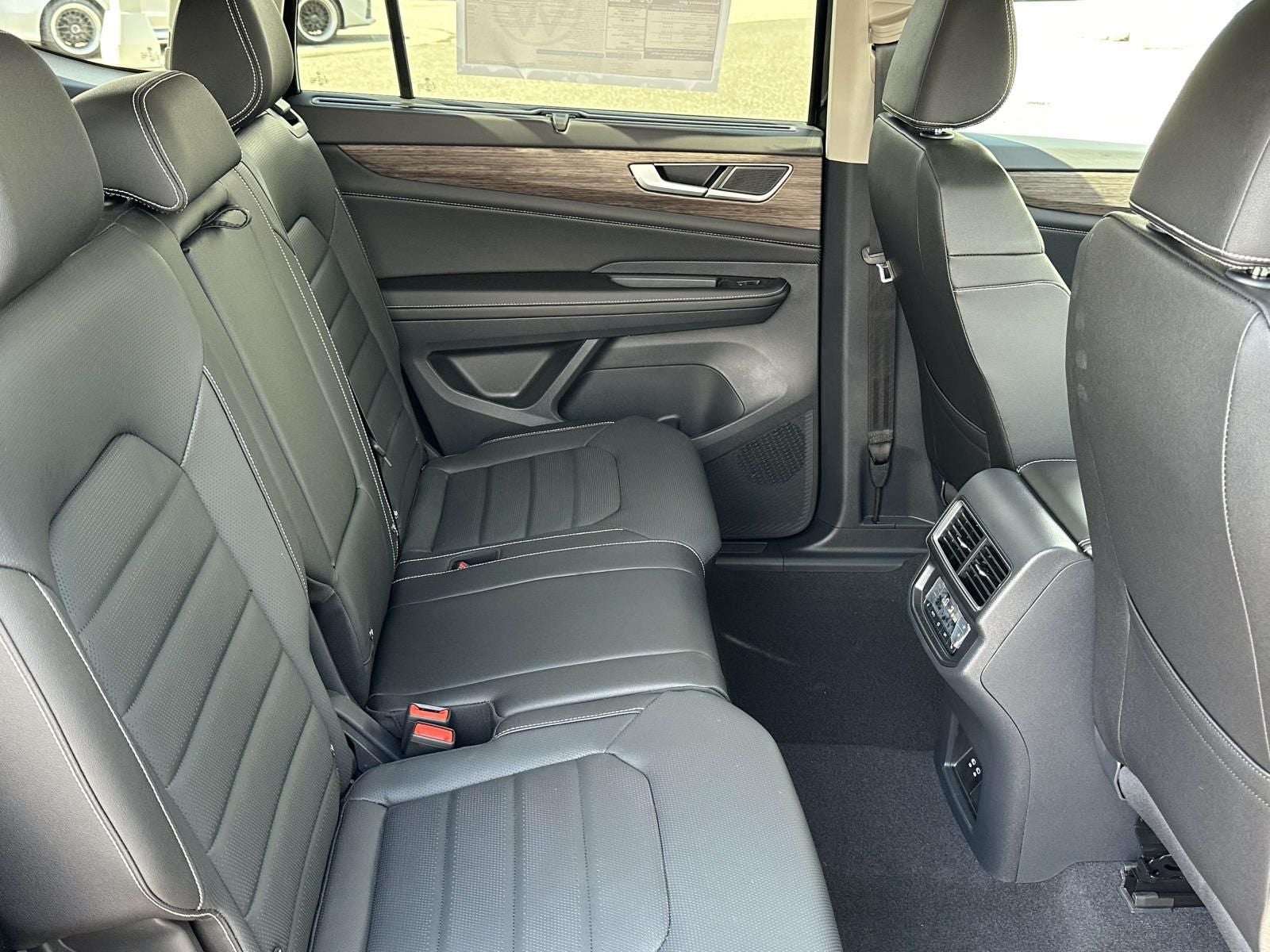 2026 Volkswagen Atlas 2.0T SEL