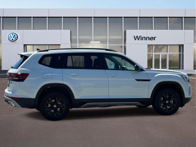 2026 Volkswagen Atlas 2.0T Peak Edition