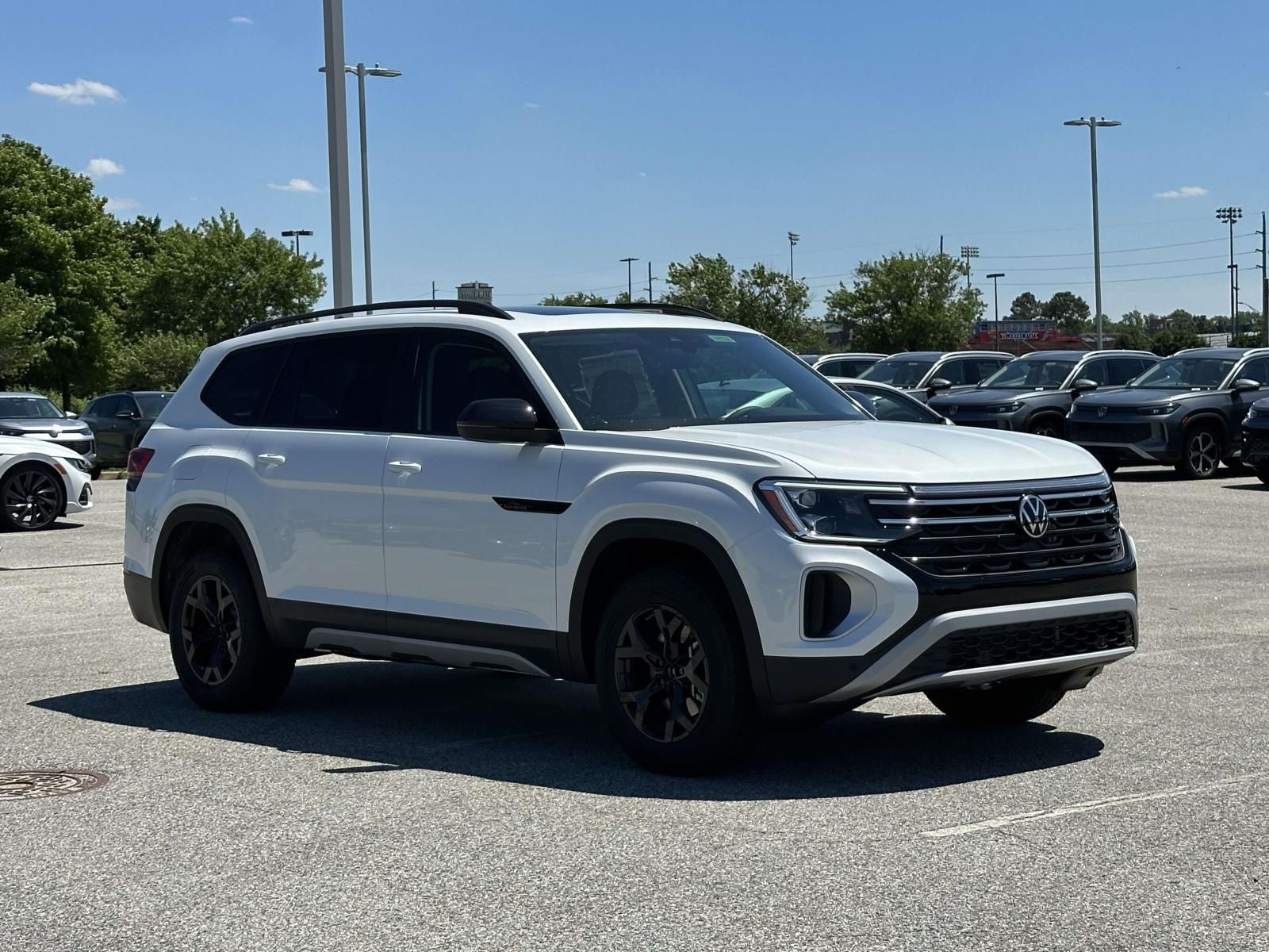 2026 Volkswagen Atlas 2.0T Peak Edition