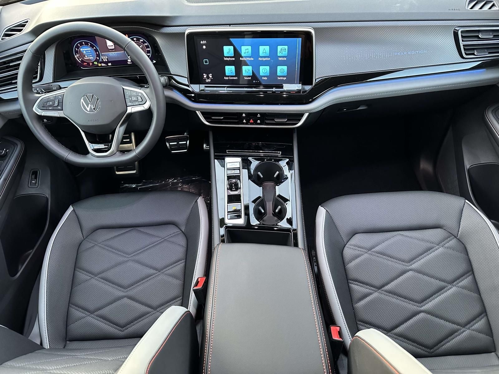2026 Volkswagen Atlas 2.0T Peak Edition