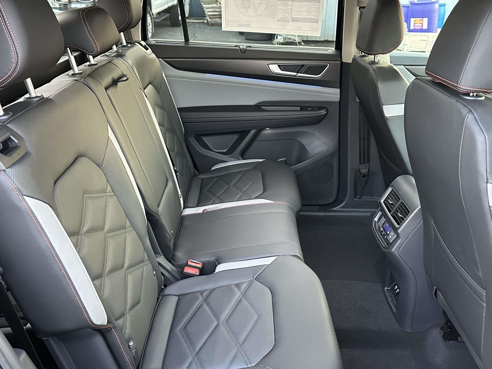 2026 Volkswagen Atlas 2.0T Peak Edition