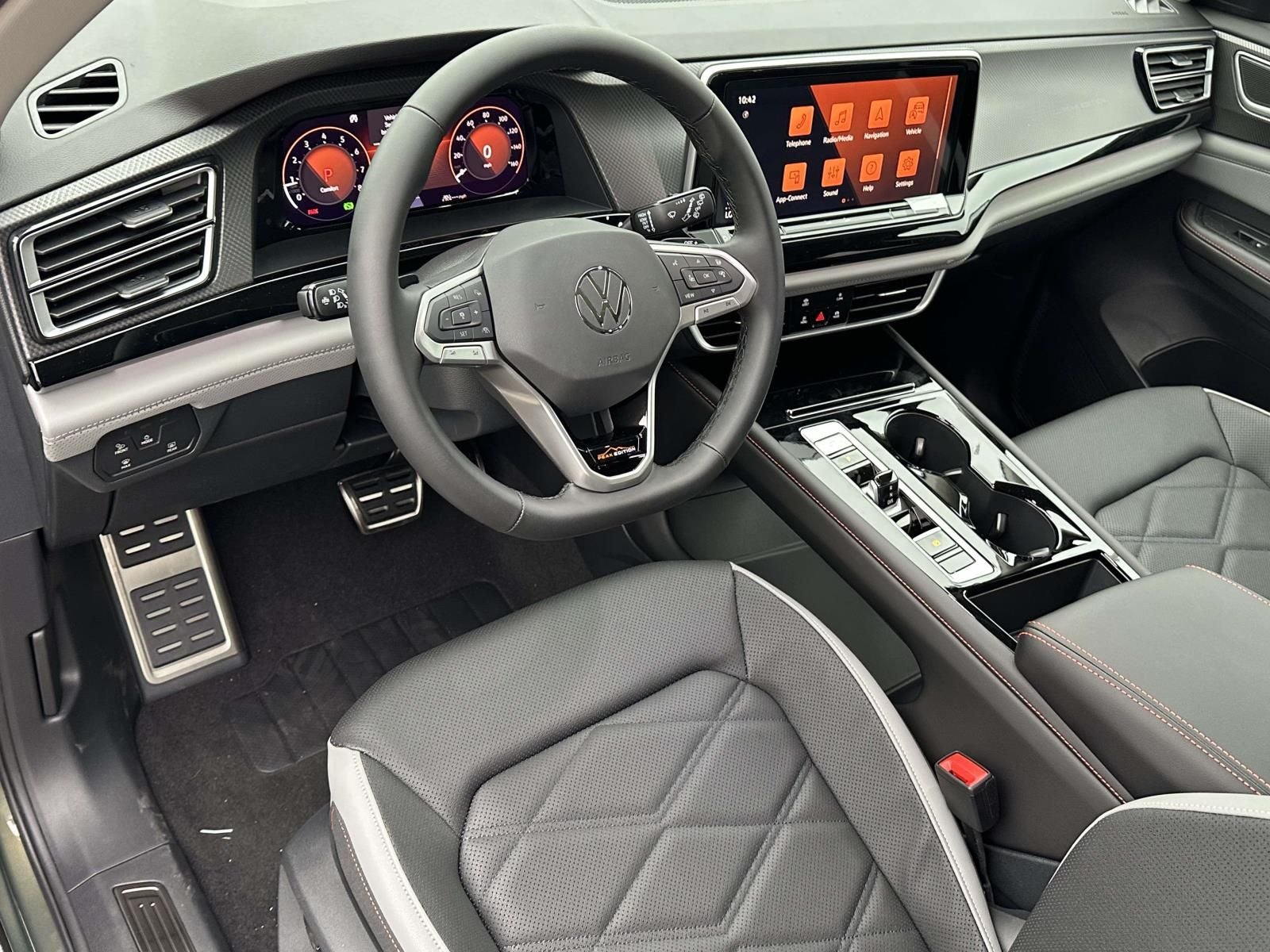 2026 Volkswagen Atlas 2.0T Peak Edition