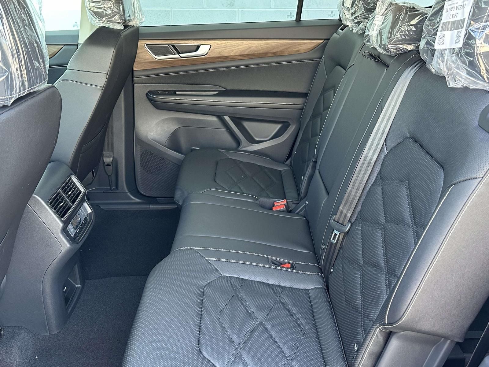 2026 Volkswagen Atlas 2.0T SE