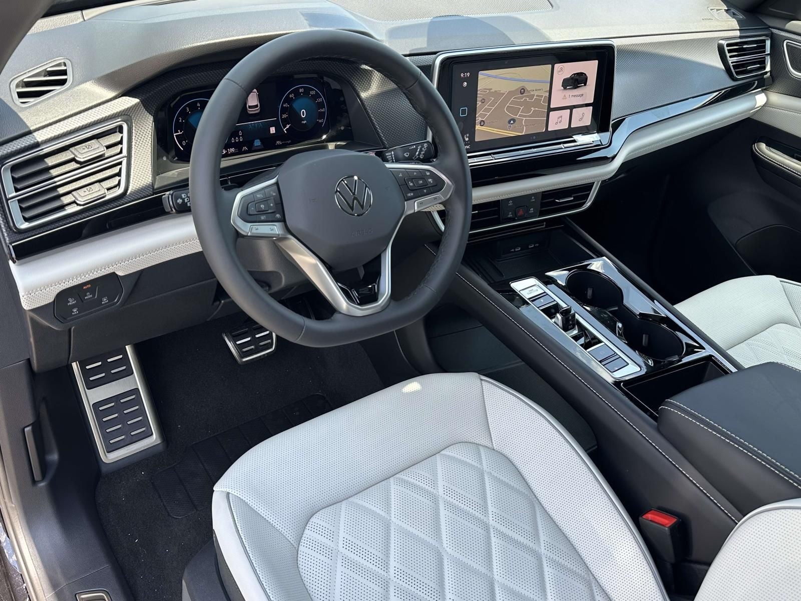 2026 Volkswagen Atlas Cross Sport 2.0T SEL Premium R-Line