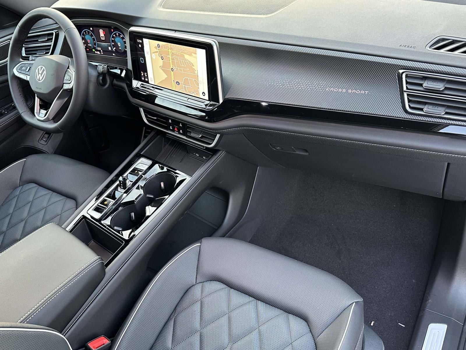 2026 Volkswagen Atlas Cross Sport 2.0T SEL Premium R-Line