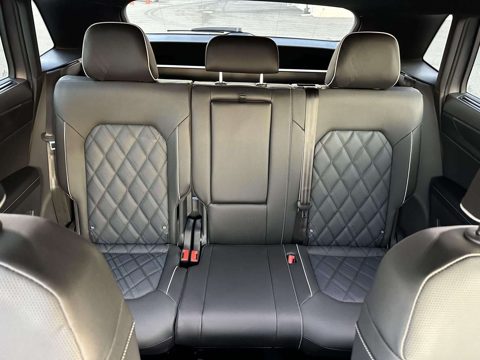 2026 Volkswagen Atlas Cross Sport 2.0T SEL Premium R-Line