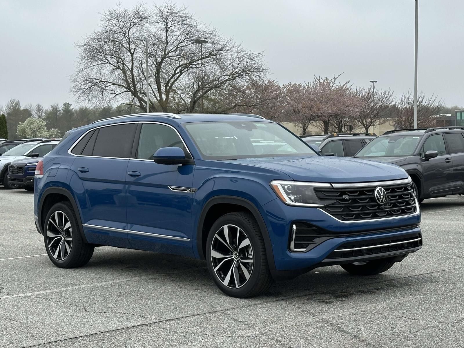 2026 Volkswagen Atlas Cross Sport 2.0T SEL Premium R-Line