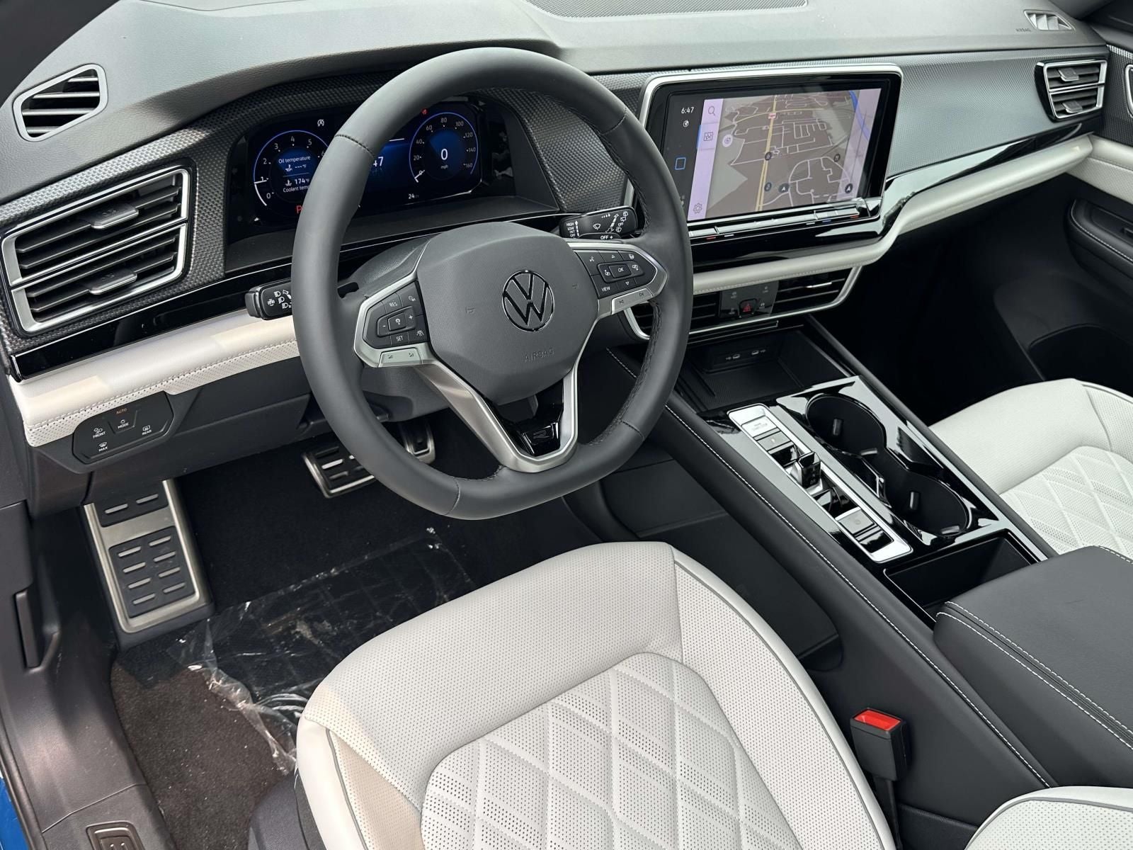 2026 Volkswagen Atlas Cross Sport 2.0T SEL Premium R-Line
