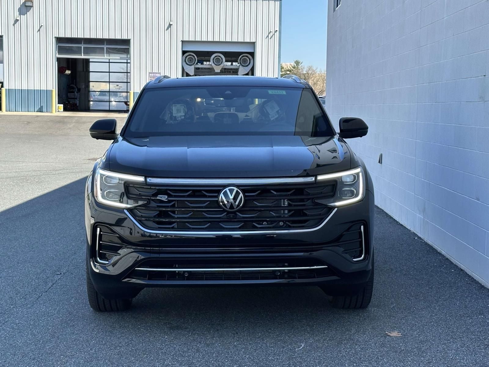 2026 Volkswagen Atlas Cross Sport 2.0T SEL Premium R-Line
