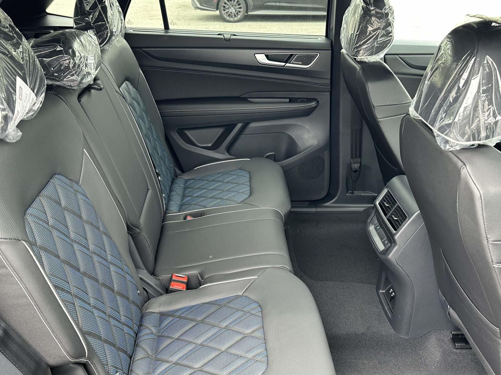 2026 Volkswagen Atlas Cross Sport 2.0T SEL Premium R-Line
