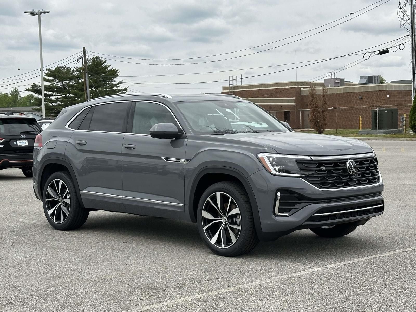 2026 Volkswagen Atlas Cross Sport 2.0T SEL Premium R-Line