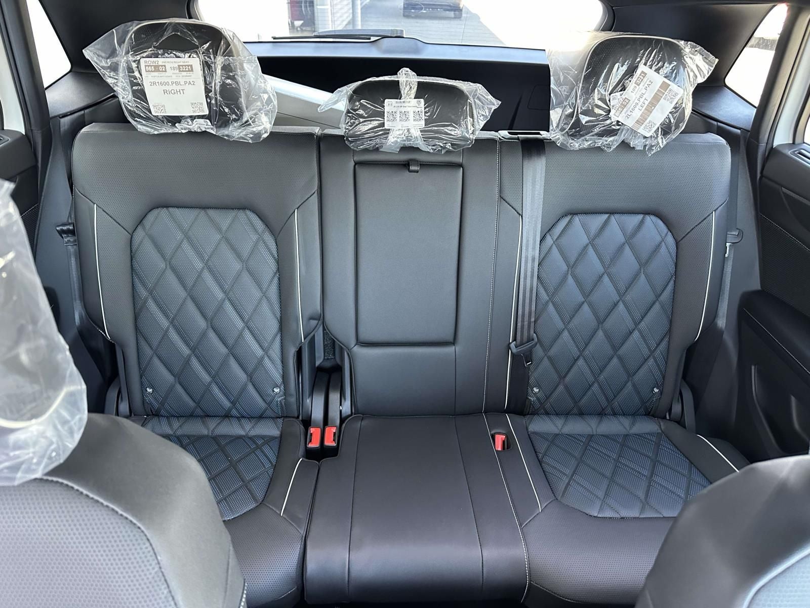 2026 Volkswagen Atlas Cross Sport 2.0T SEL Premium R-Line