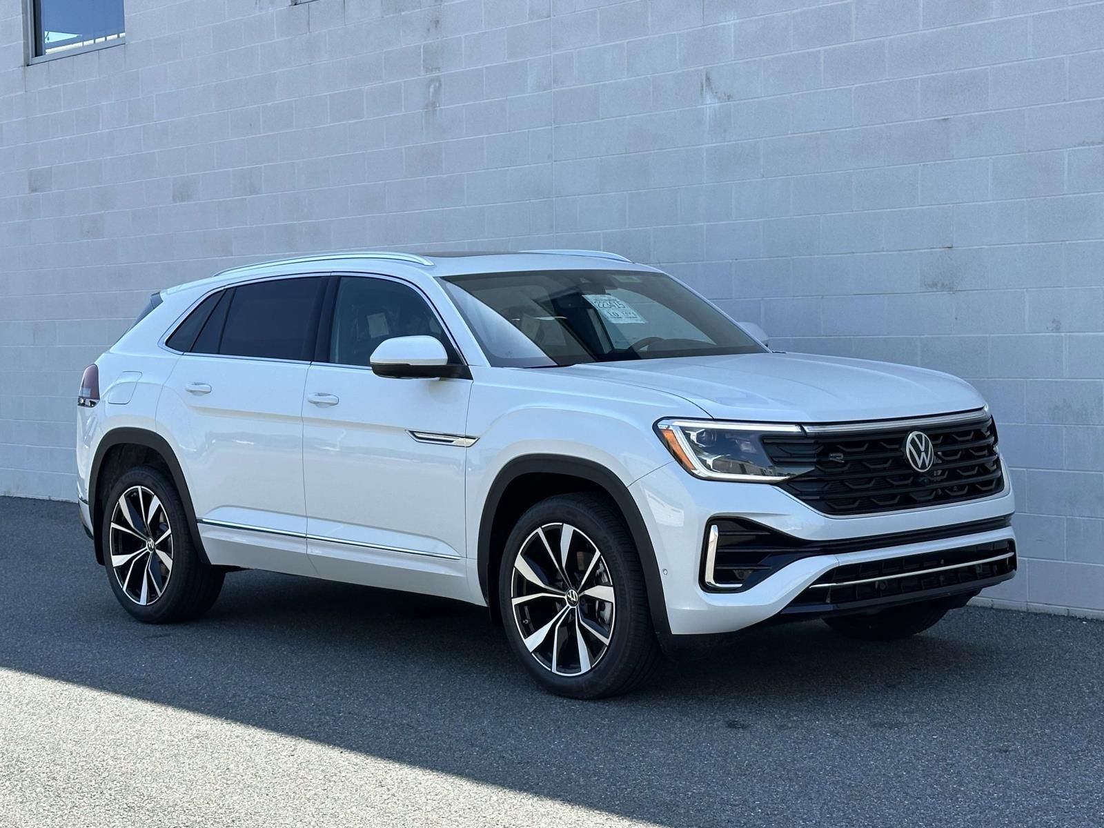 2026 Volkswagen Atlas Cross Sport 2.0T SEL Premium R-Line