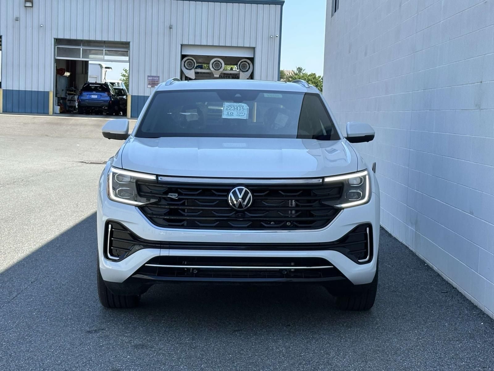 2026 Volkswagen Atlas Cross Sport 2.0T SEL Premium R-Line