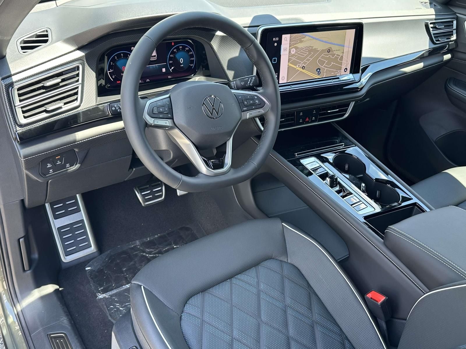 2026 Volkswagen Atlas Cross Sport 2.0T SEL Premium R-Line