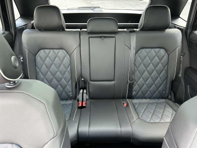 2025 Volkswagen Atlas Cross Sport 2.0T SEL Premium R-Line