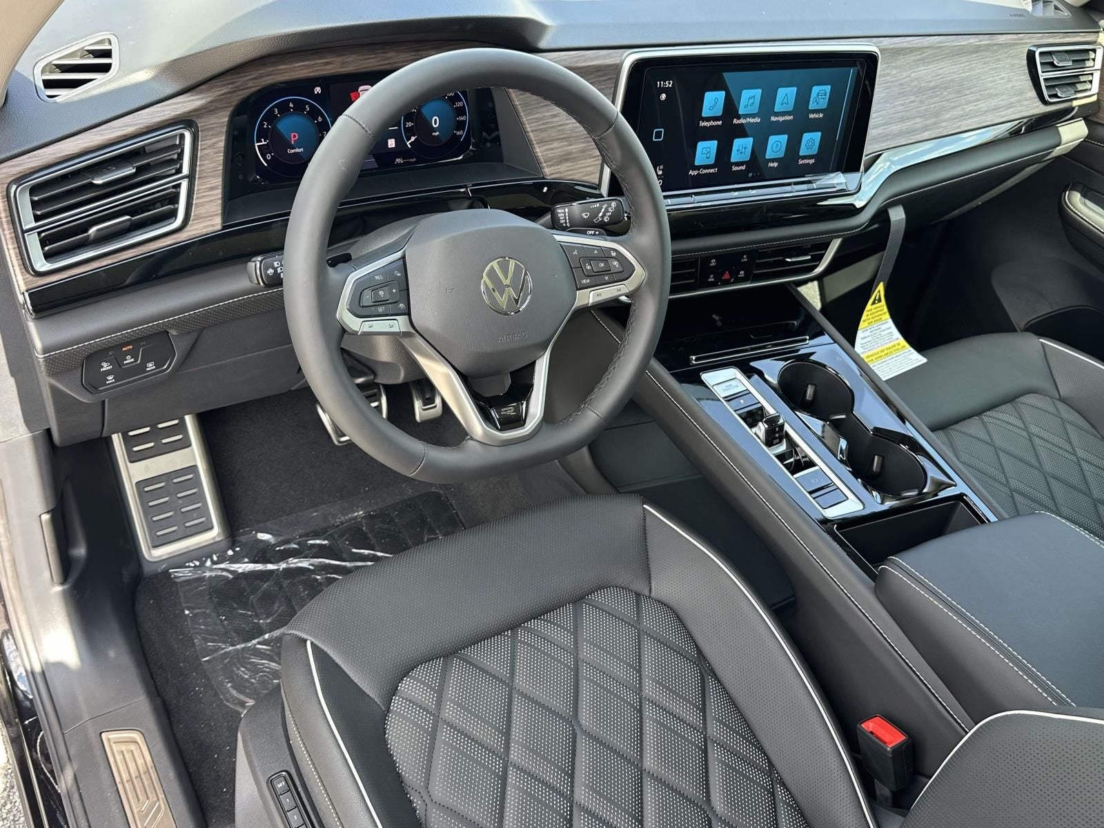 2026 Volkswagen Atlas 2.0T SEL Premium R-Line