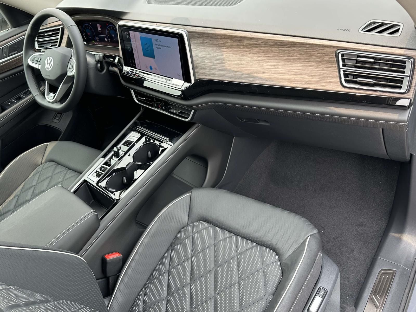 2026 Volkswagen Atlas 2.0T SEL Premium R-Line