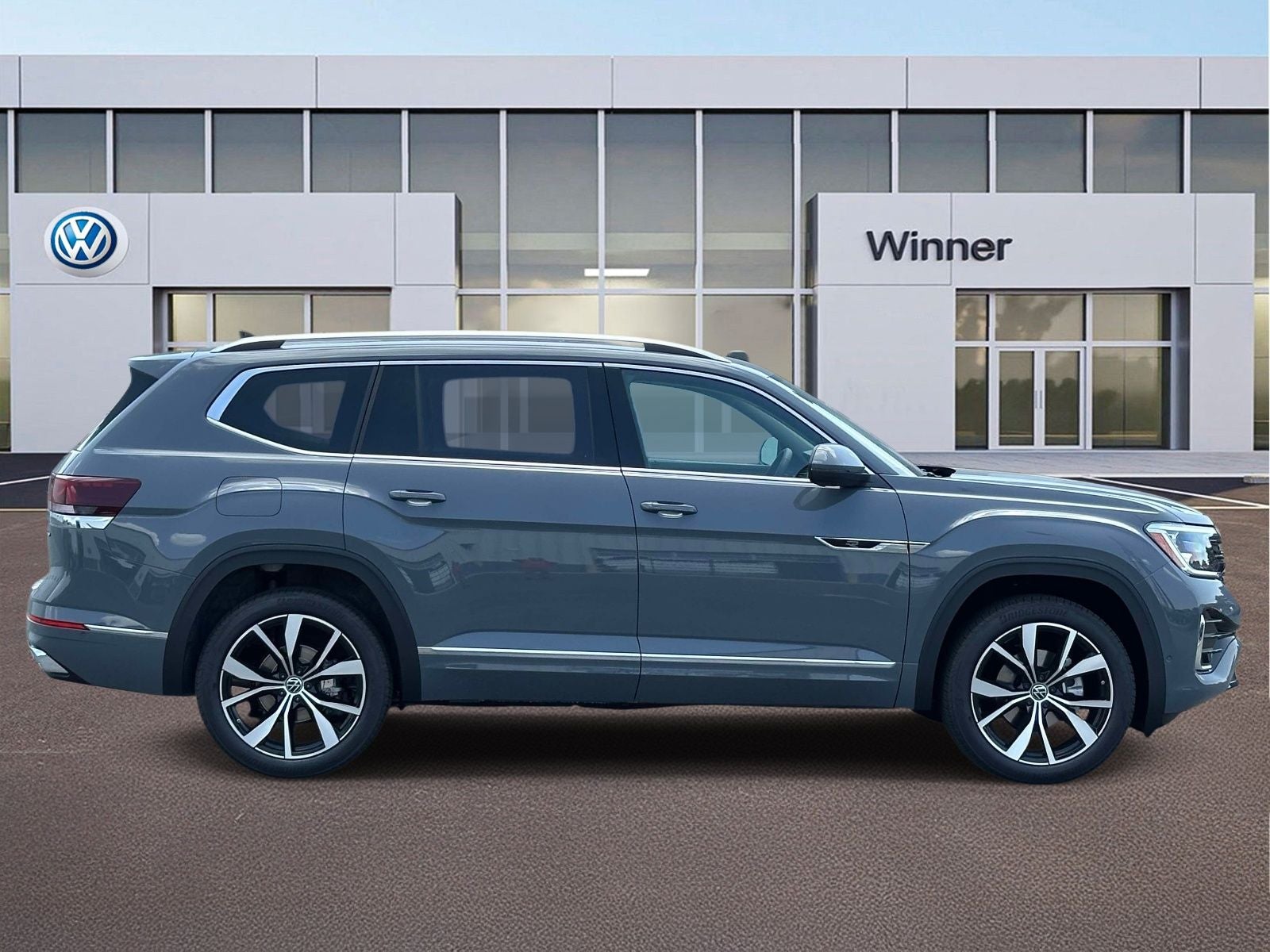 2026 Volkswagen Atlas 2.0T SEL Premium R-Line