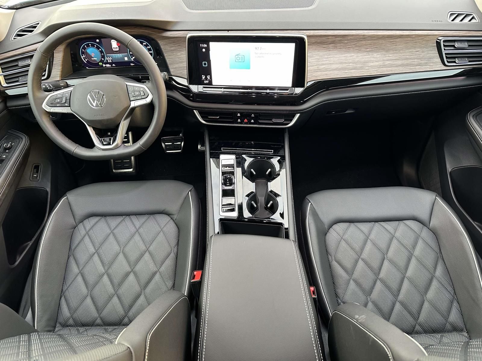 2026 Volkswagen Atlas 2.0T SEL Premium R-Line