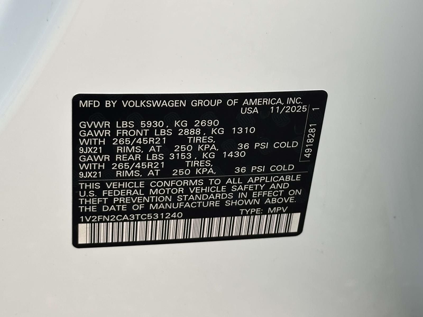 2026 Volkswagen Atlas 2.0T SEL Premium R-Line