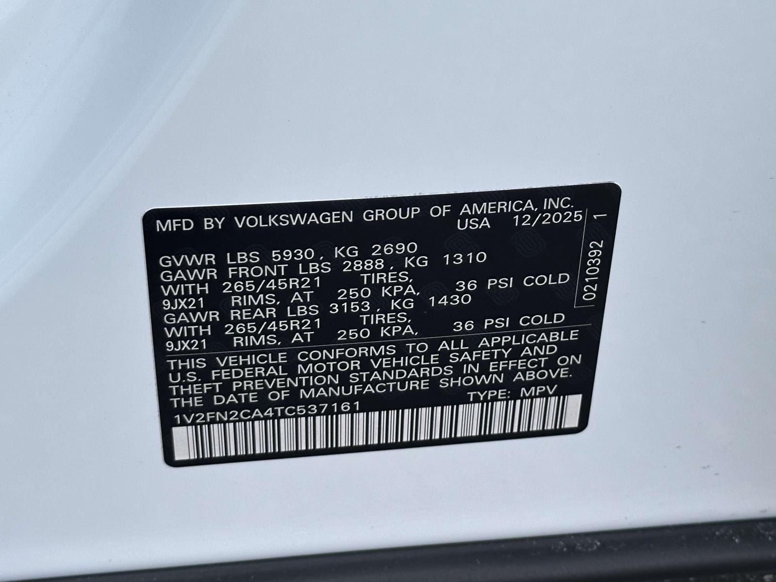 2026 Volkswagen Atlas 2.0T SEL Premium R-Line