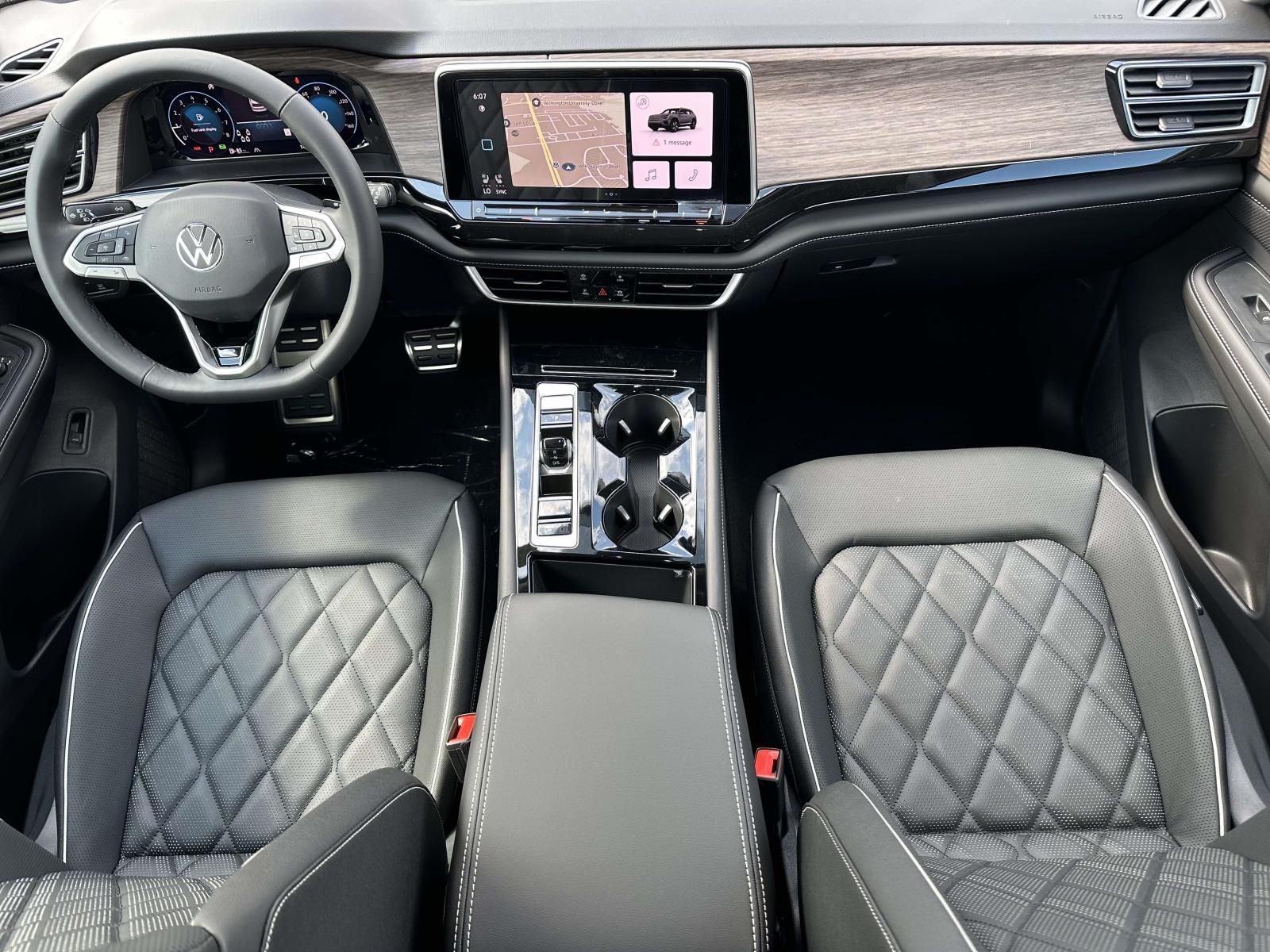2026 Volkswagen Atlas 2.0T SEL Premium R-Line