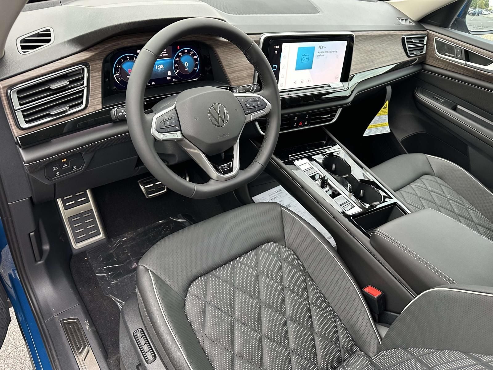 2026 Volkswagen Atlas 2.0T SEL Premium R-Line