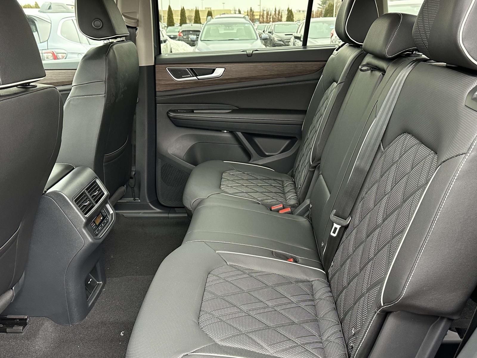 2026 Volkswagen Atlas 2.0T SEL Premium R-Line