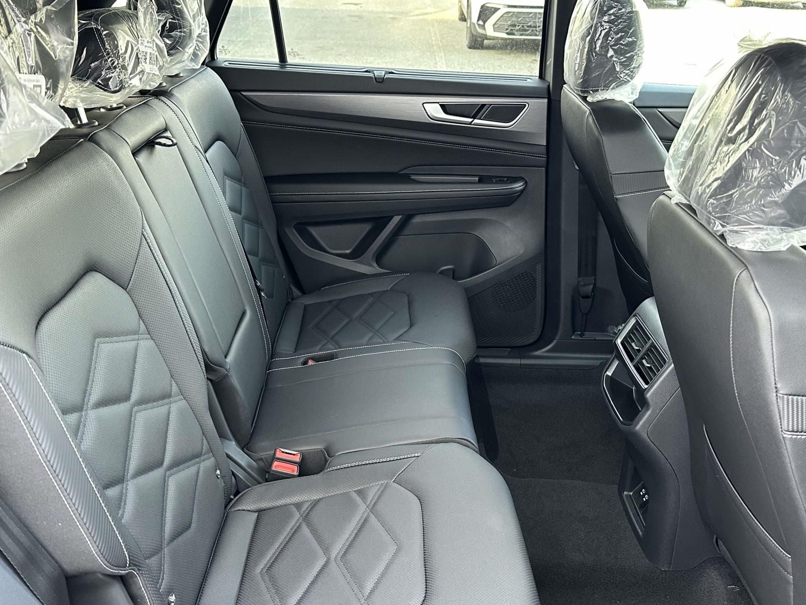 2026 Volkswagen Atlas Cross Sport 2.0T SE w/Technology