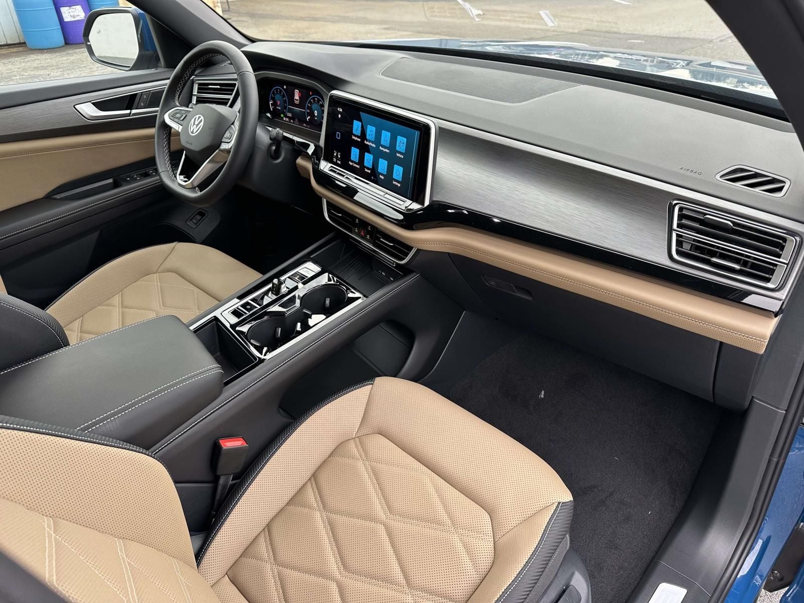 2026 Volkswagen Atlas Cross Sport 2.0T SE w/Technology