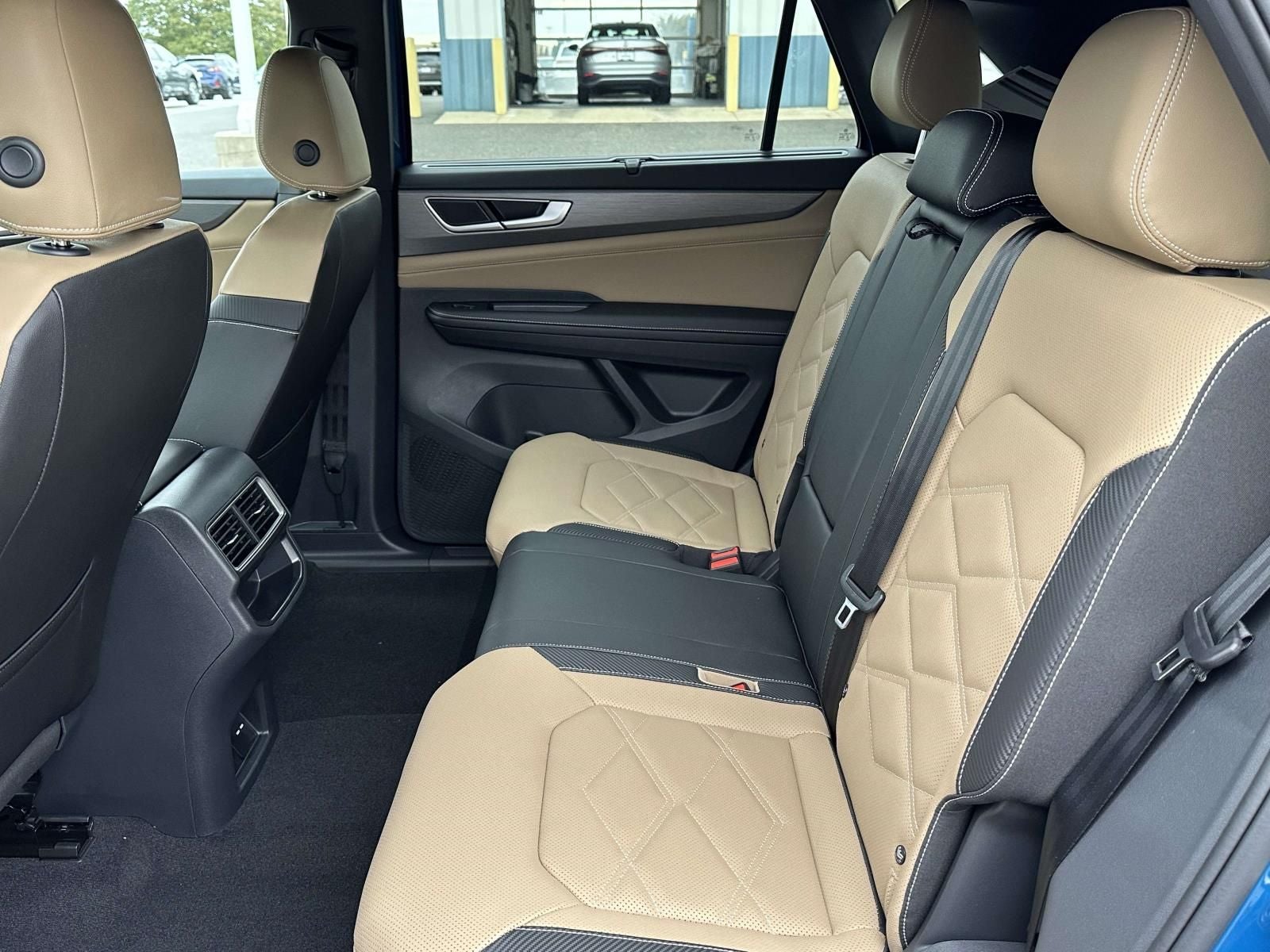 2026 Volkswagen Atlas Cross Sport 2.0T SE w/Technology