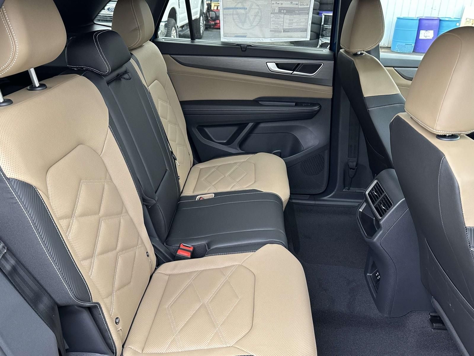 2026 Volkswagen Atlas Cross Sport 2.0T SE w/Technology