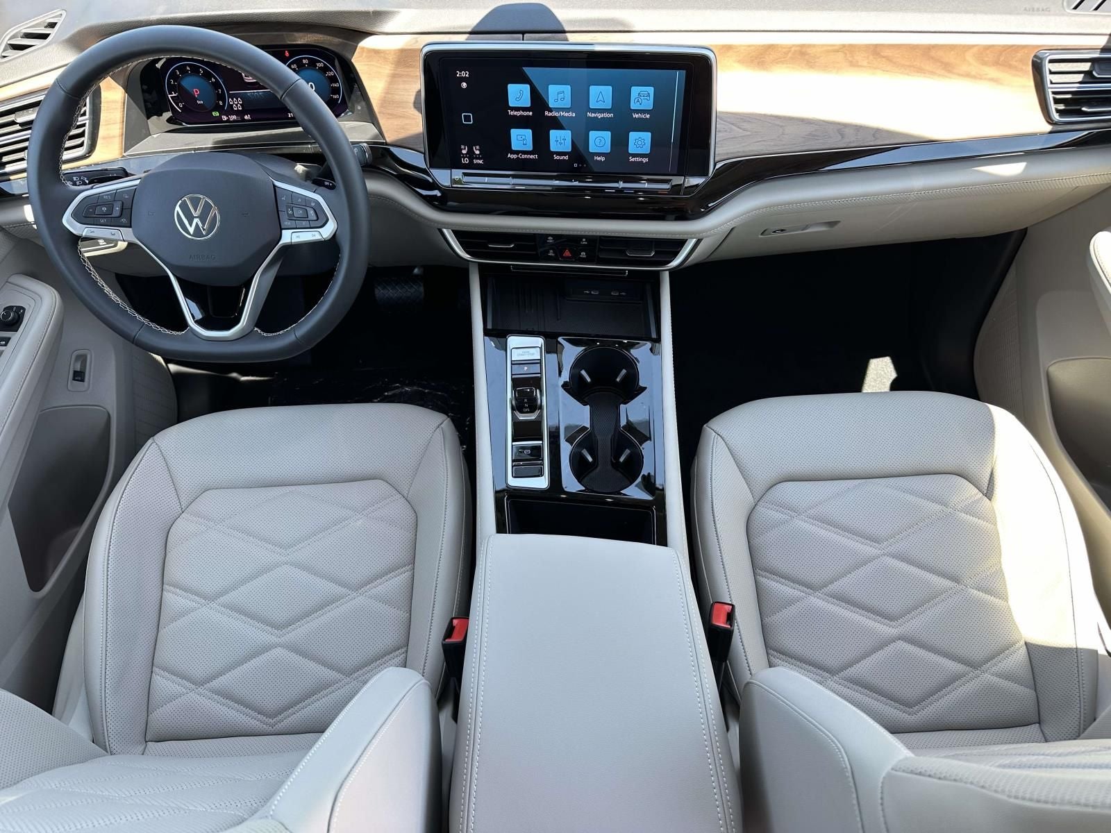 2026 Volkswagen Atlas 2.0T SE w/Technology