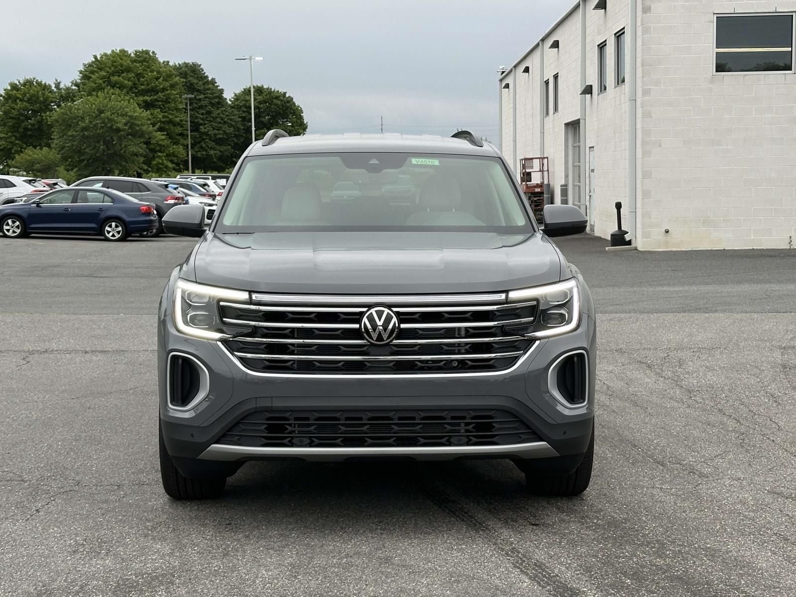2026 Volkswagen Atlas 2.0T SE w/Technology