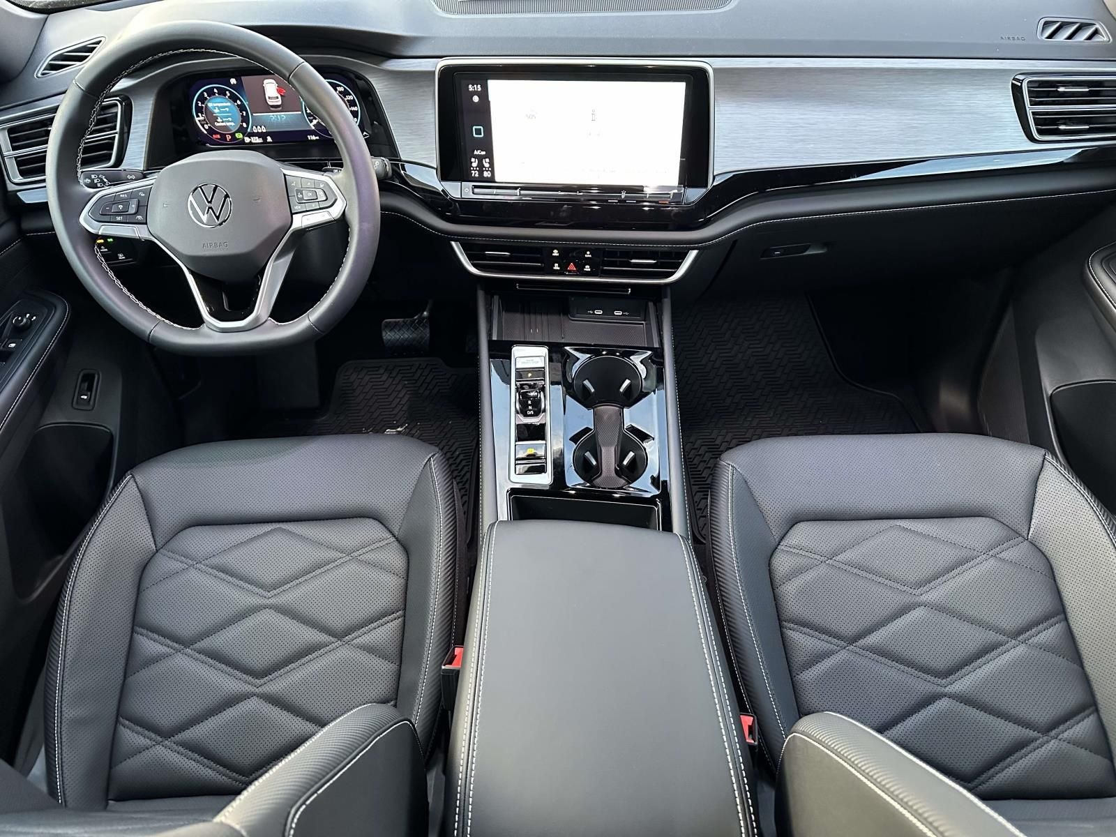 2026 Volkswagen Atlas Cross Sport 2.0T SE w/Technology