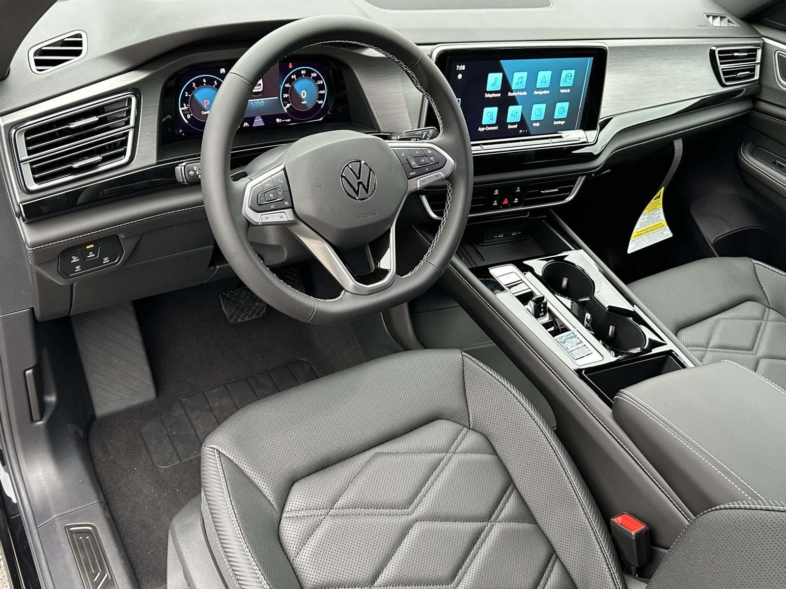2026 Volkswagen Atlas Cross Sport 2.0T SE w/Technology