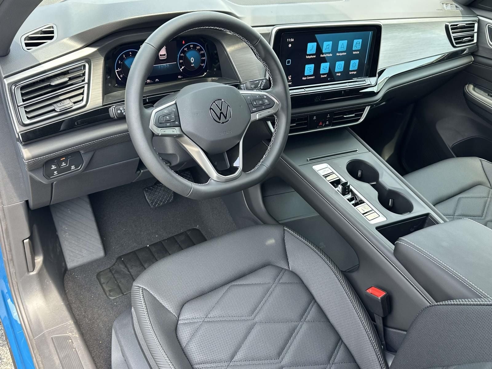 2026 Volkswagen Atlas Cross Sport 2.0T SE